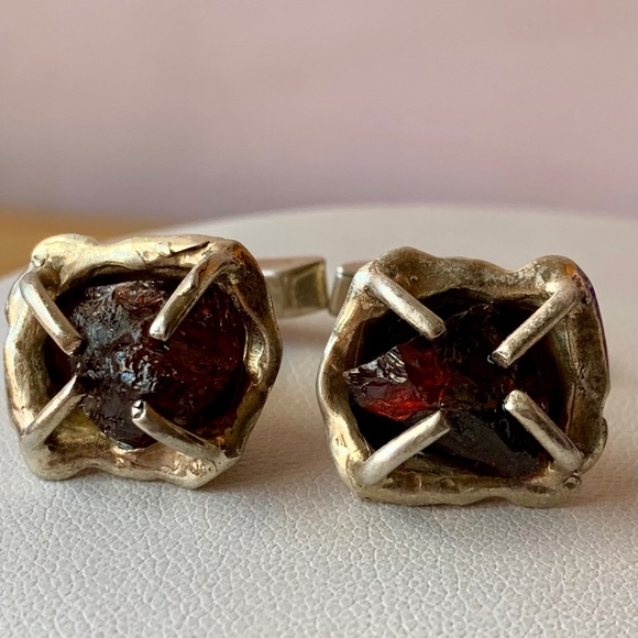 ANTIQUE VINTAGE BRUTALIST SETTING ROUGH GARNET? STERLING SILVERMENS CUFFLINKS